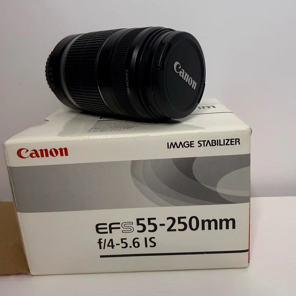 Canon EFS 55-250mm f/4-5.6 IS Lens